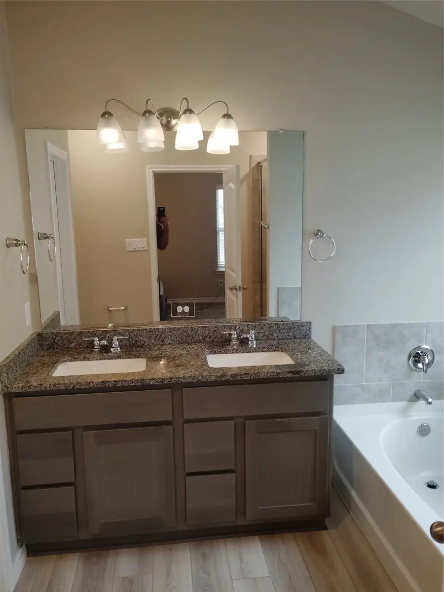 2137 Chief Street, Bryan, TX 77807 - Image #2