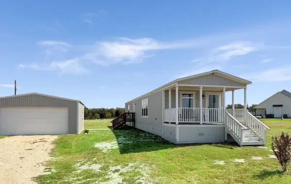 2381 W Us Highway 90, Flatonia, TX 78941