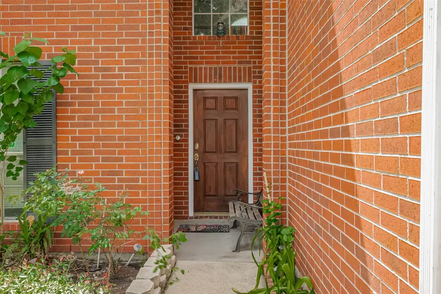 16315 April Ridge Drive, Houston, TX 77083 - Image #2