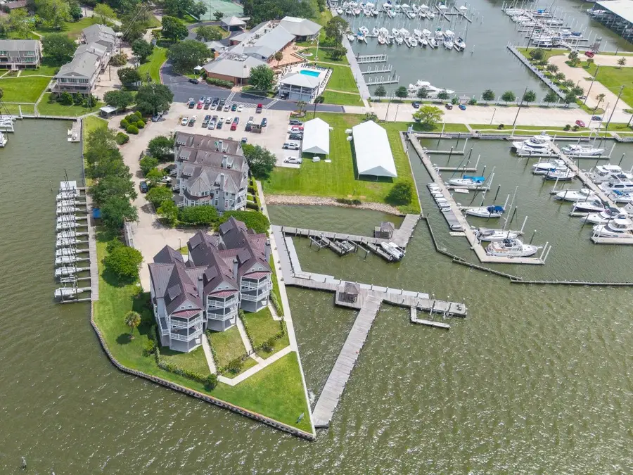 2447 Lakewood Pointe, Seabrook, TX 77586 - #2