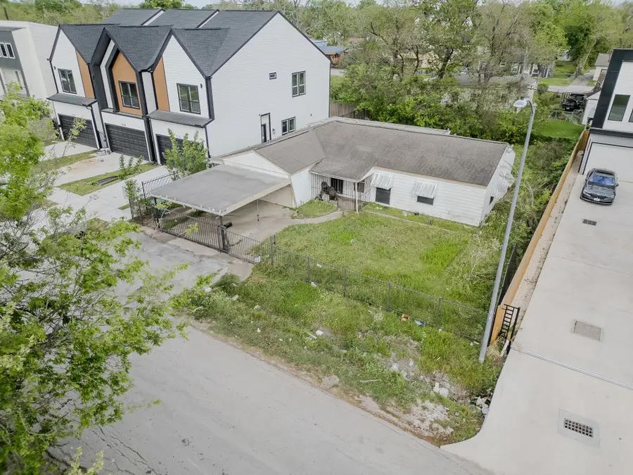 7121 England Street, Houston, TX 77021 - #2