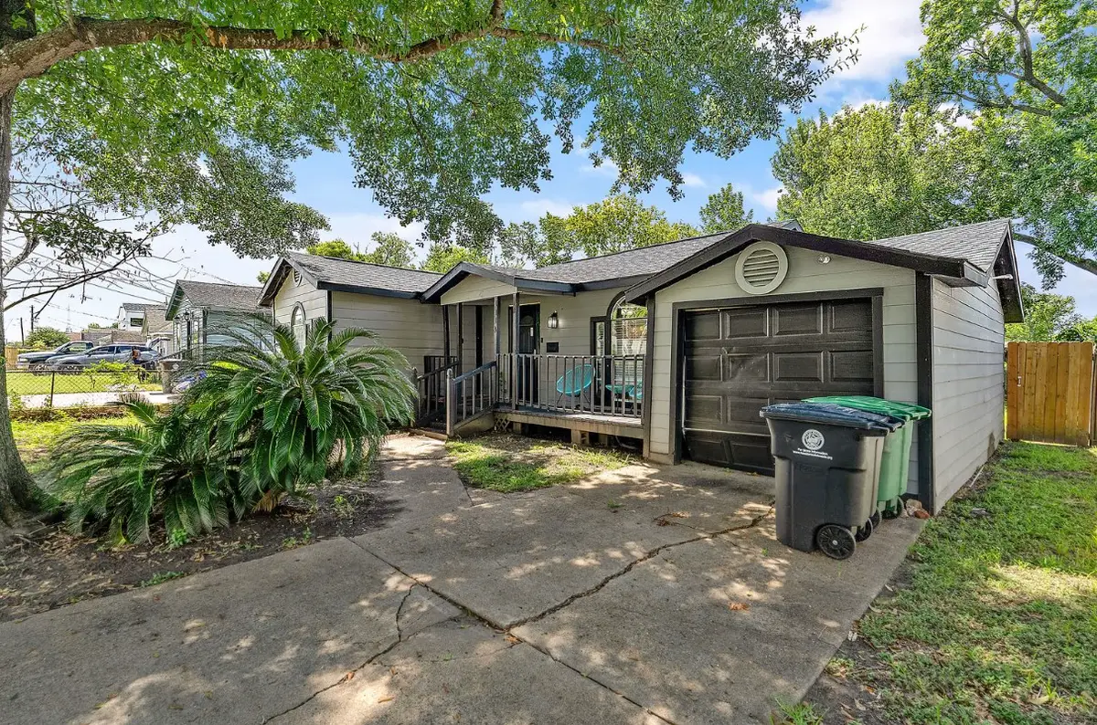 4414 Knoxville Street, Houston, TX 77051 - #1