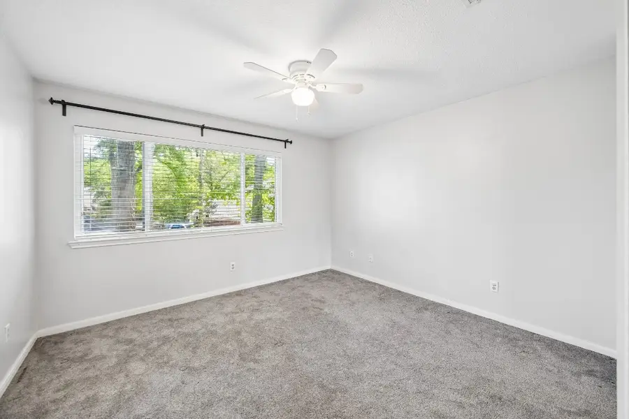 11 Cedar Chase Place, The Woodlands, TX 77381 - #2