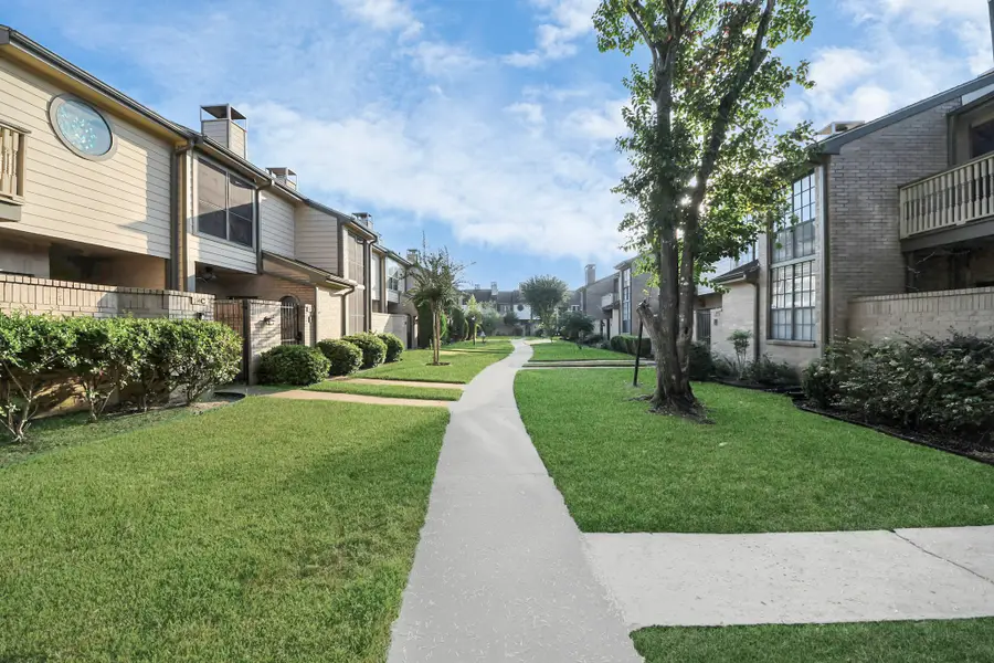 714 Country Place Drive #D, Houston, TX 77079 - #2