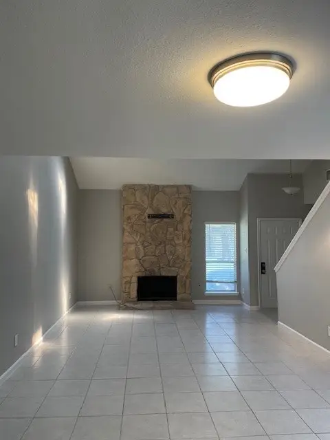 5707 Easthampton Drive #B, Houston, TX 77039 - Image #3