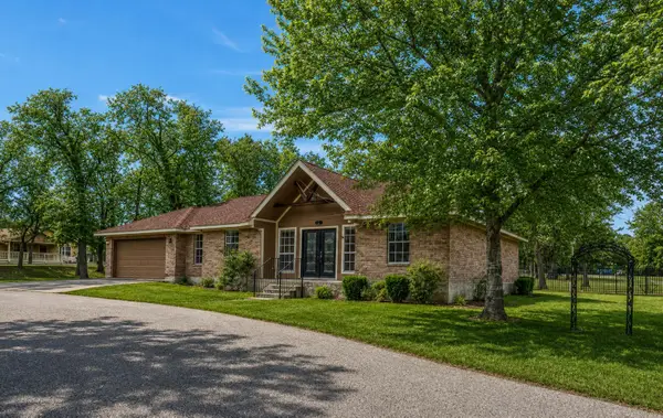 114 Park Place, La Grange, TX 78945