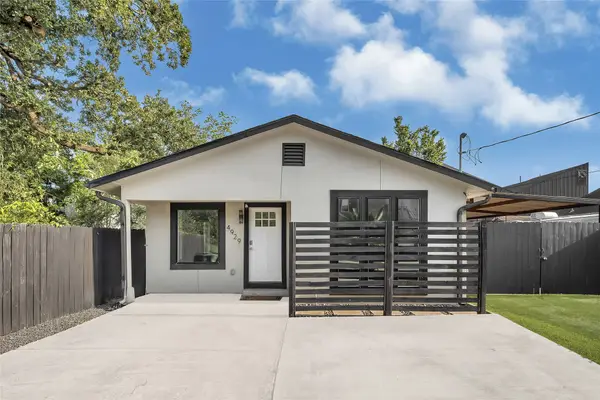 4929 Creekmont Drive, Houston, TX 77091