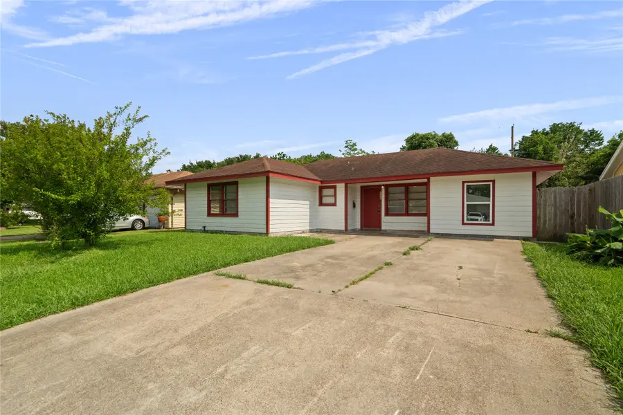 3129 Danforth Drive, Texas City, TX 77590 - Image #2