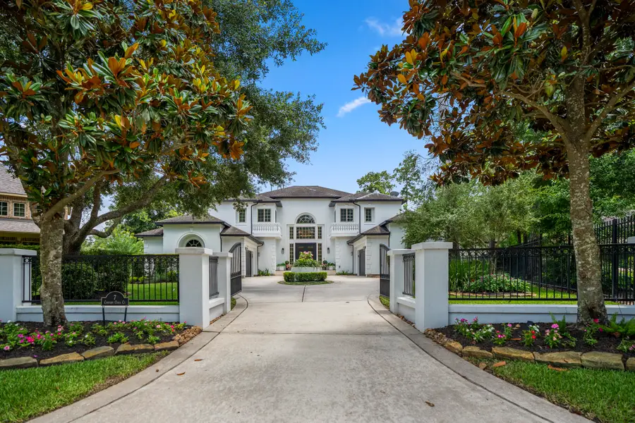 7 Chivary Oaks Court, The Woodlands, TX 77382 - #2