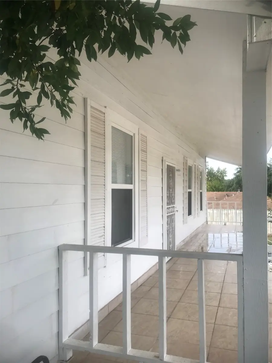 801 Gay Hill Street, Brenham, TX 77833 - Image #2