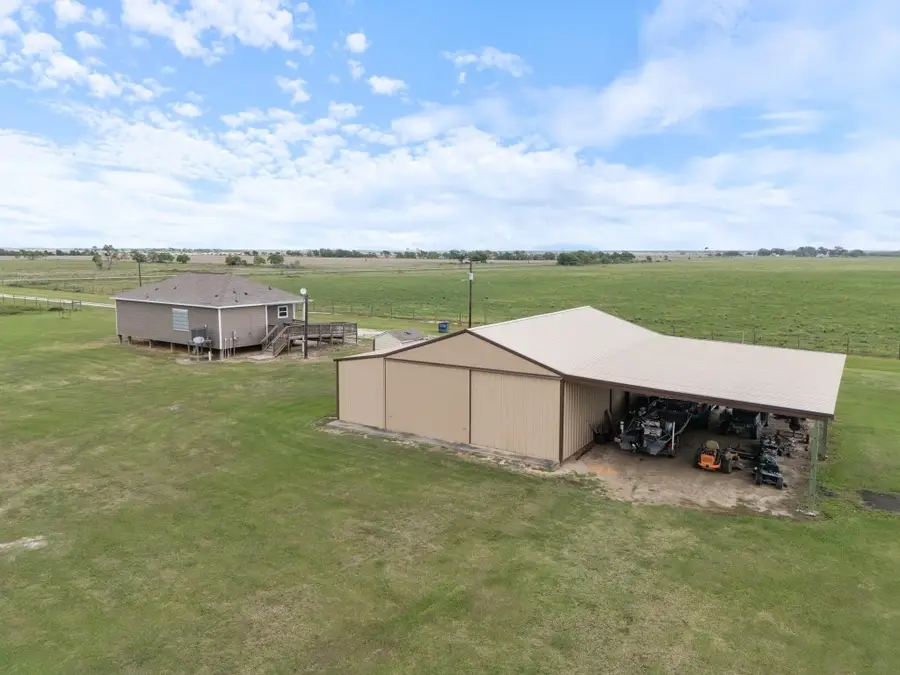 955 County Road 385, Palacios, TX 77465 - #2