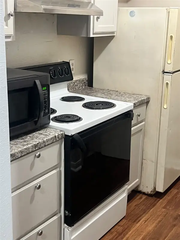 12500 Sandpiper Drive #28, Houston, TX 77035