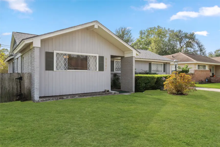 8607 Norton Drive, Houston, TX 77080 - Image #2