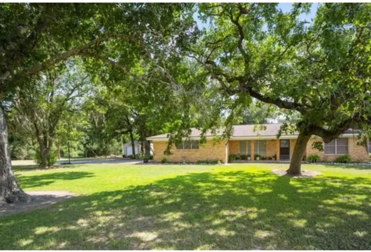 2291 Highway 71, Columbus, TX 78934 - #1