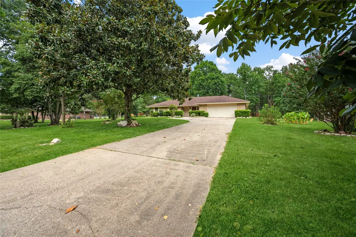 140 Pine Valley Drive, Livingston, TX 77351 - #1