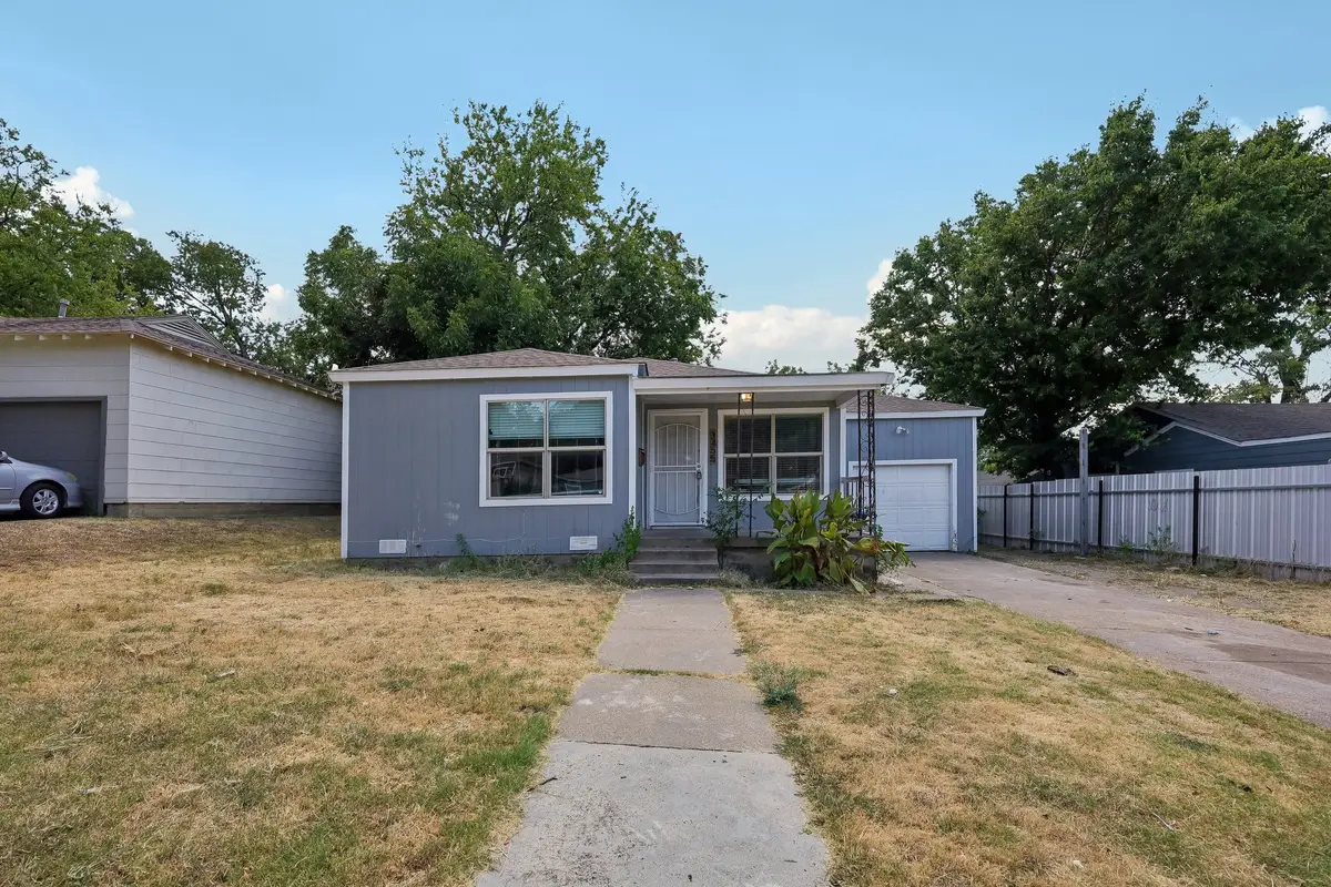 3455 W Boyce Avenue, Fort Worth, TX 76133 - #1