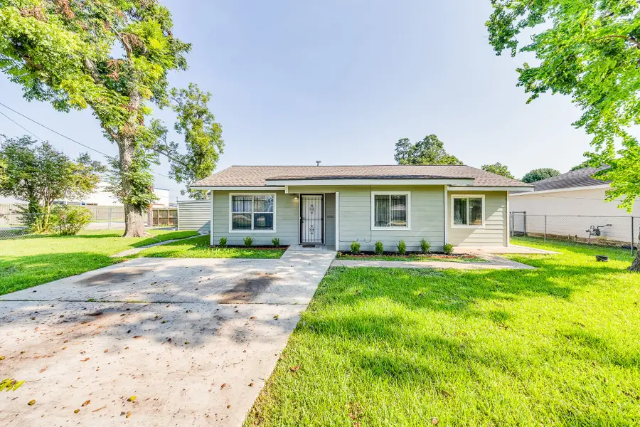 401 New Haven Drive, Houston, TX 77076 - Image #3