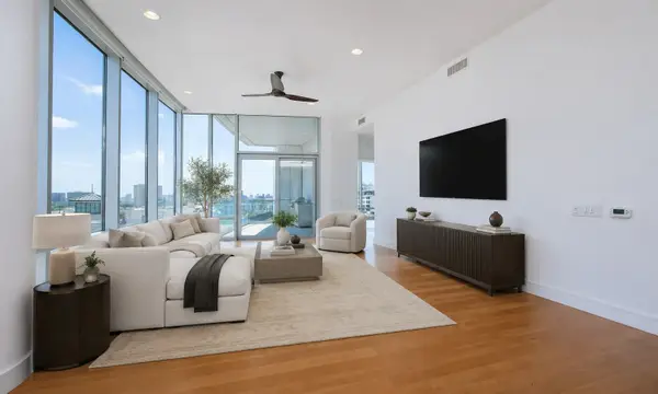 2727 Kirby Drive #10B, Houston, TX 77098