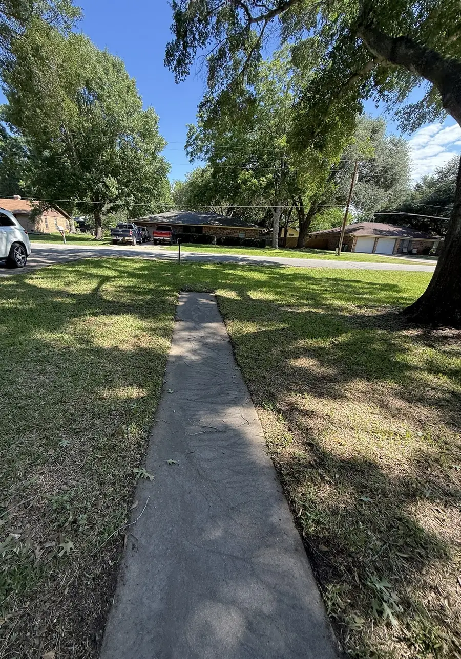 1418 NE 7th Street, Smithville, TX 78957 - #3