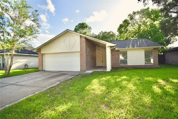 16710 Rippling Mill Drive, Sugar Land, TX 77498