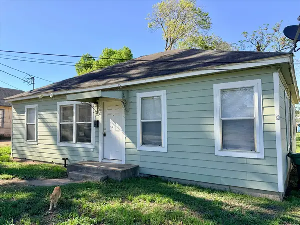 502 W Third Street, Brenham, TX 77833
