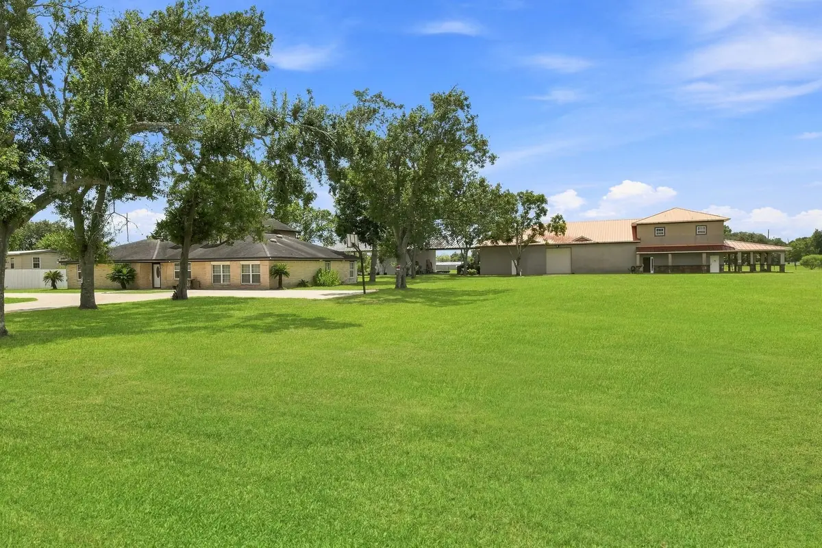 5930 County Road 396, Alvin, TX 77511 - #1