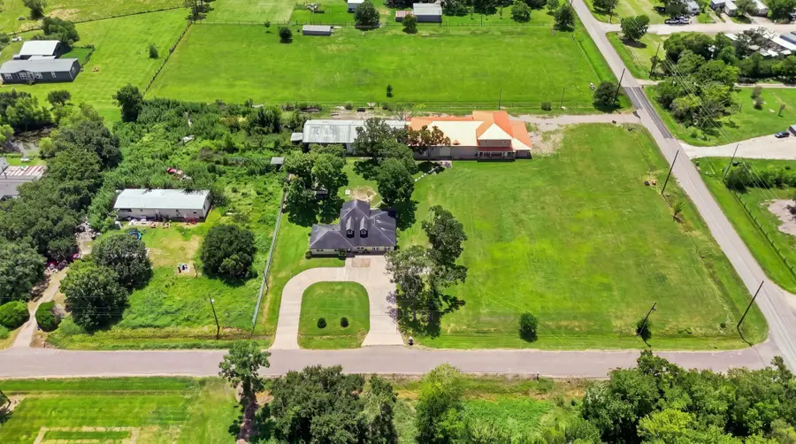 5930 County Road 396, Alvin, TX 77511 - #3