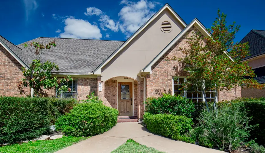 3411 Honeylocust Drive, Sugar Land, TX 77479 - #2