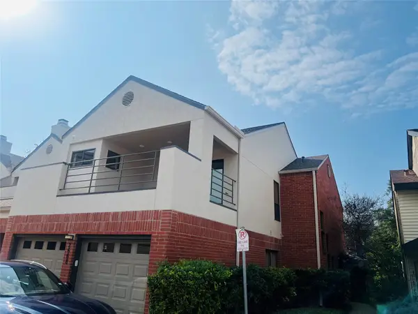 2668 Bering Drive #2668, Houston, TX 77057