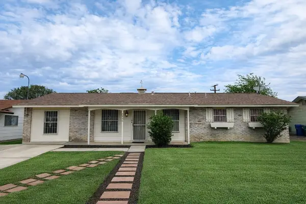 5855 Sandy Valley Street, San Antonio, TX 78242