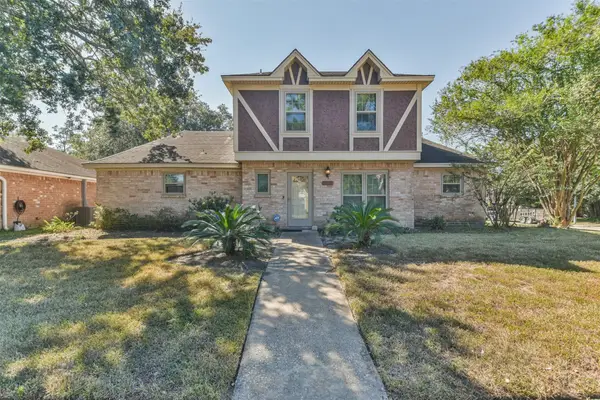 1602 N Hollow Drive, Humble, TX 77396