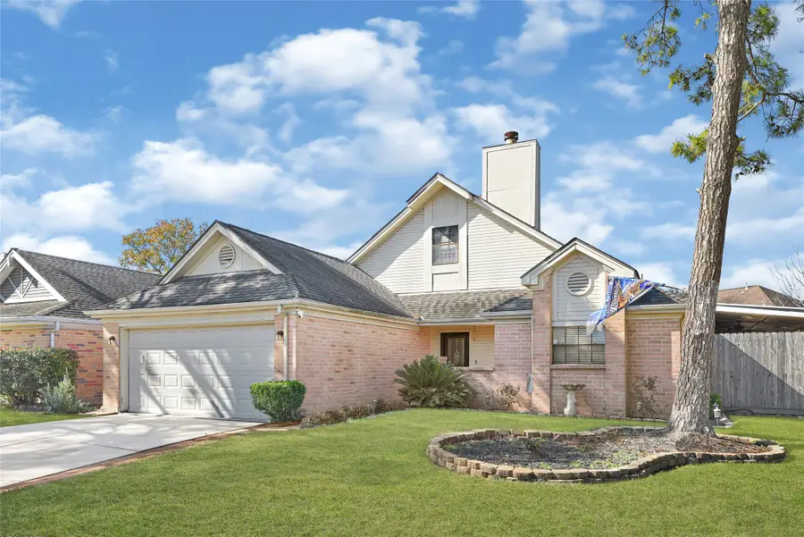 1106 Saint John Drive, Pearland, TX 77584 - Image #2