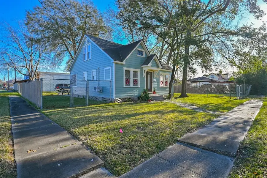6401 Stratton Street, Houston, TX 77023 - #2