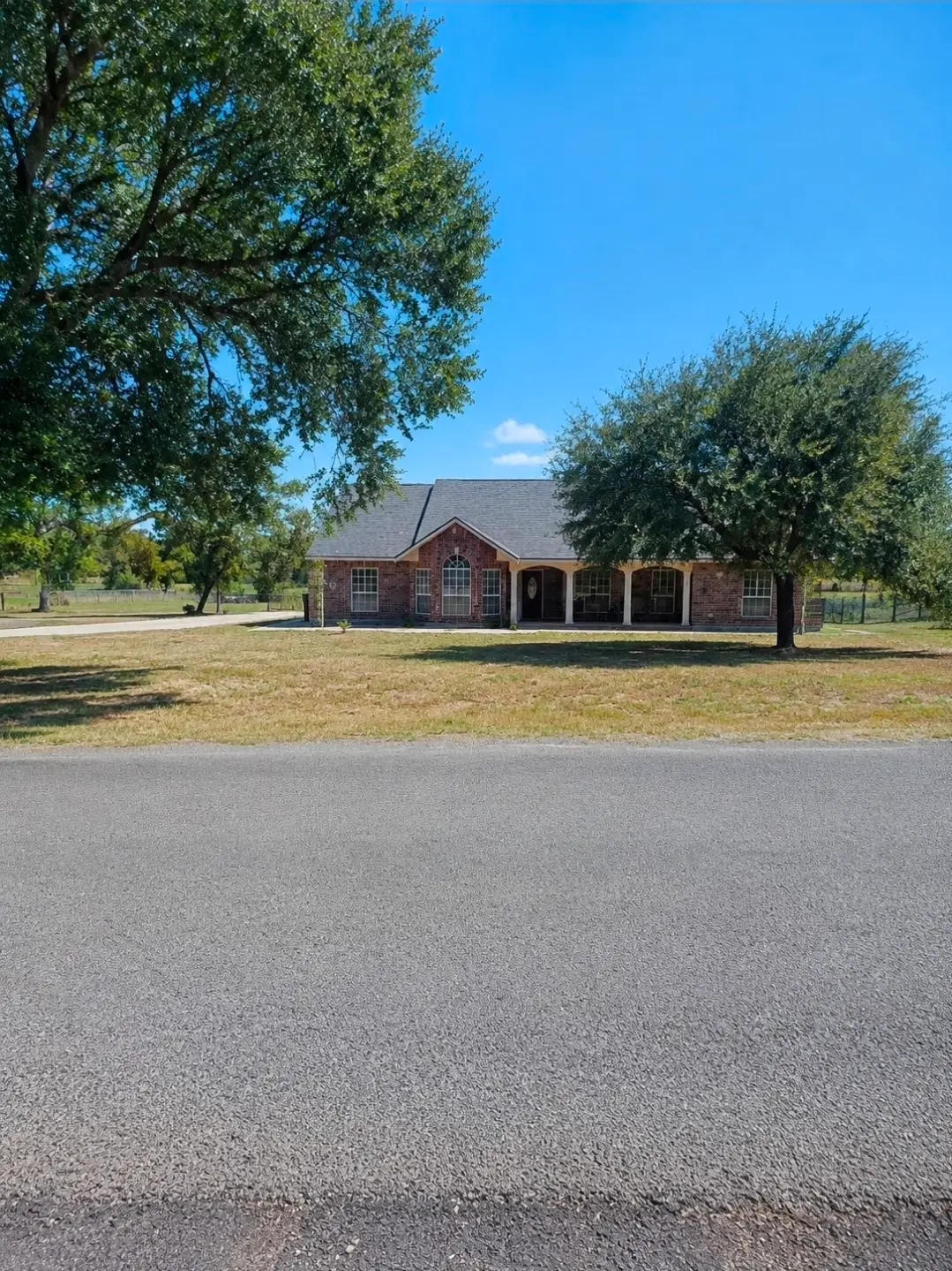 108 Deer Ridge Drive, La Vernia, TX 78121 - #1