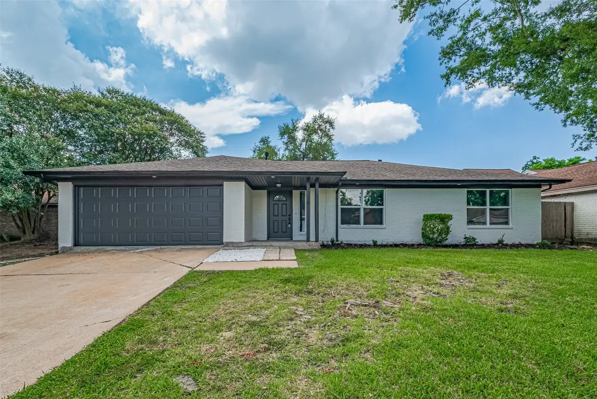 3407 Coachlight Lane, Baytown, TX 77521 - Image #1