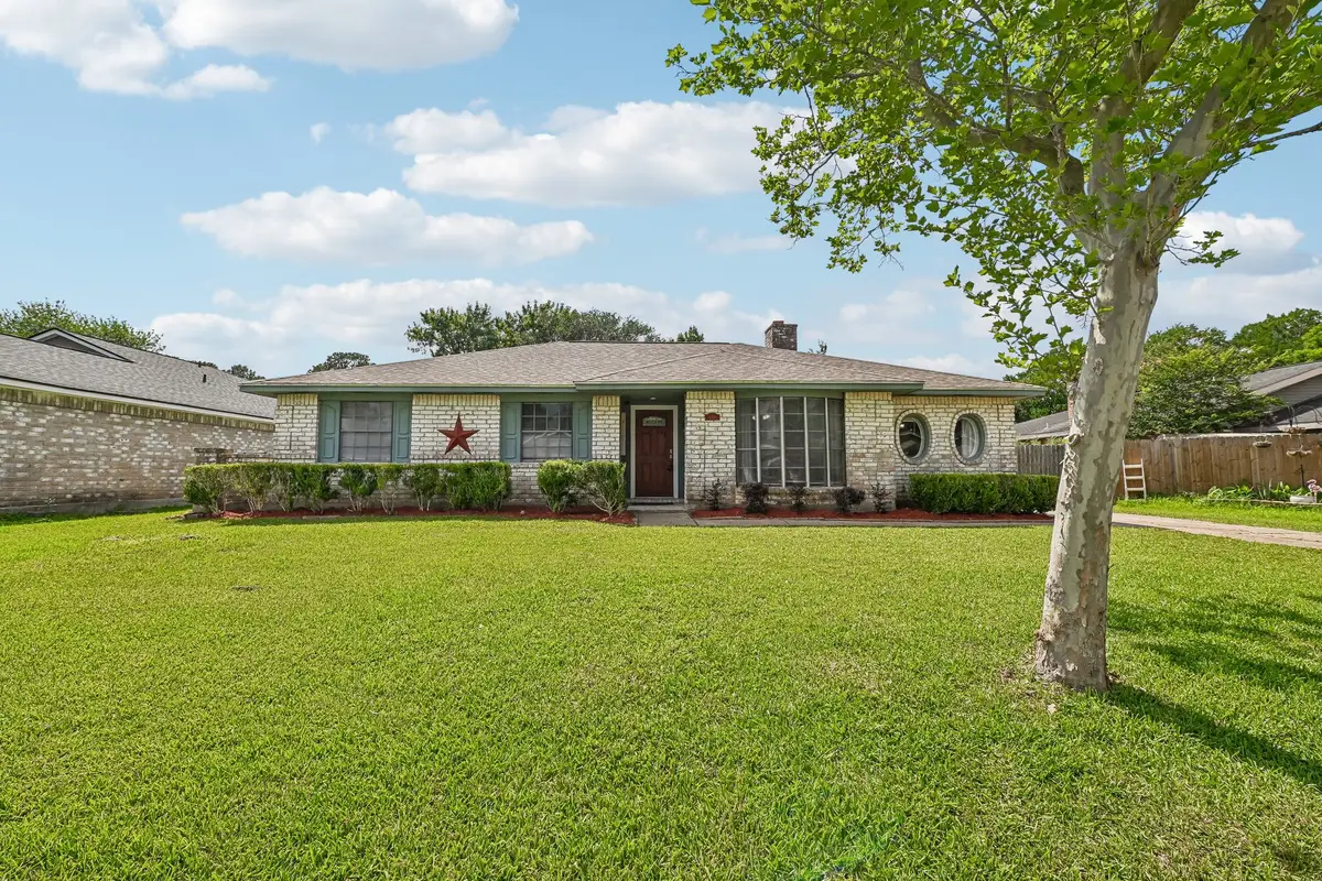 4418 Saffron Lane, Friendswood, TX 77546 - #1