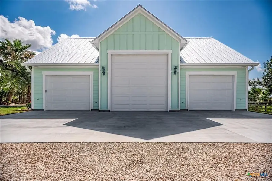 24135 State Highway 172, Port Lavaca, TX 77979 - #2