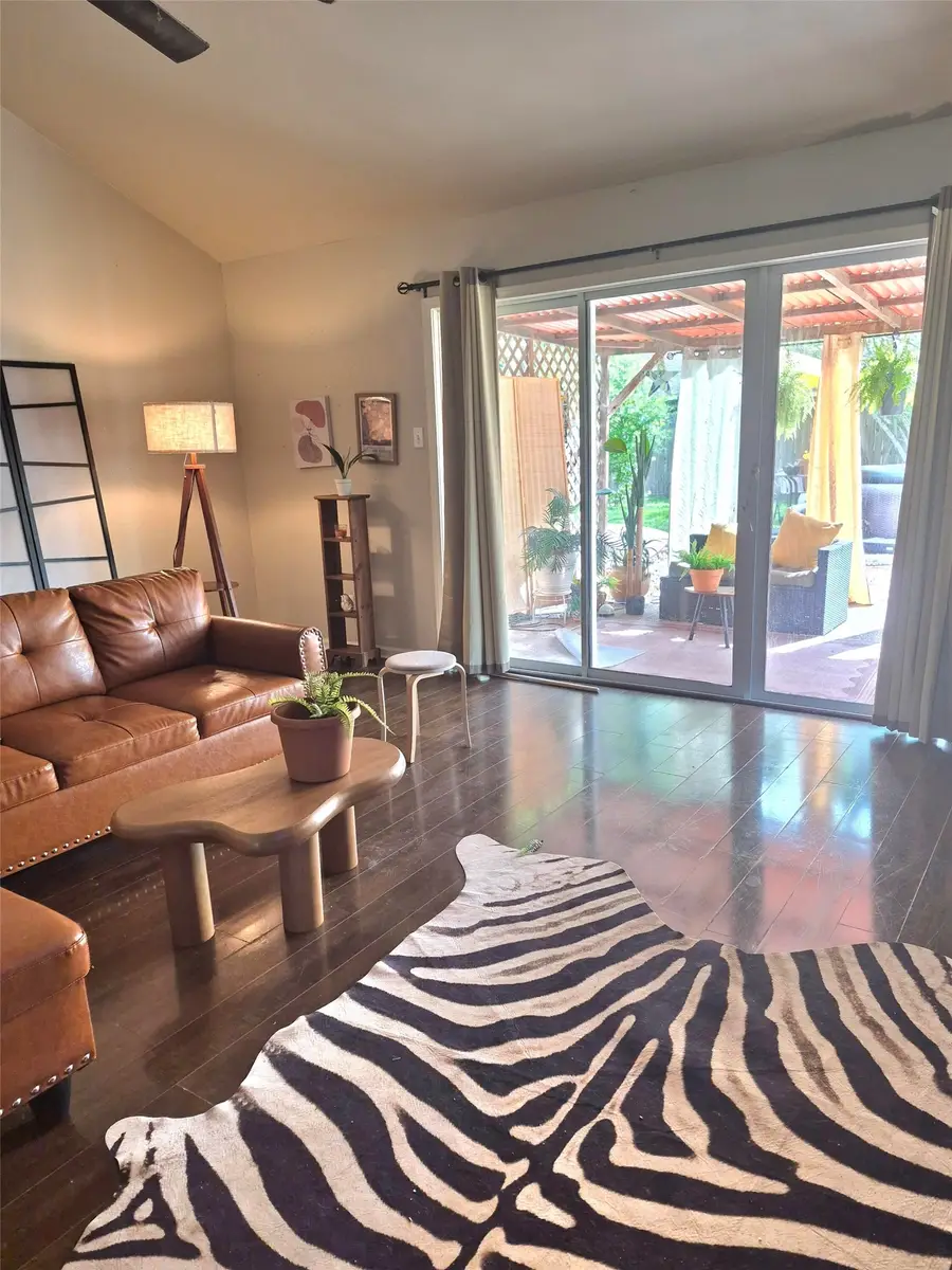 10711 Kirkside Drive, Houston, TX 77096 - #2