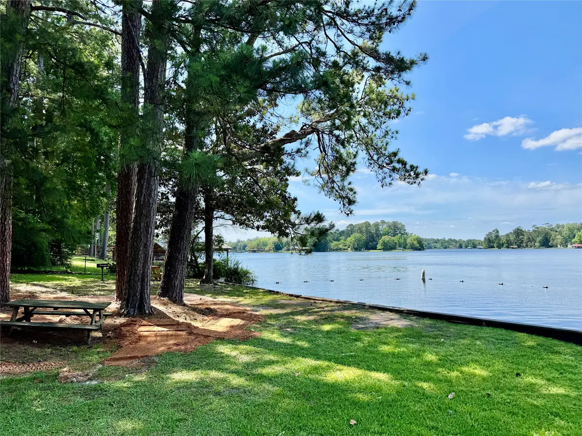 417 Sir Robert Burns Drive, Ivanhoe, TX 75979 - #1