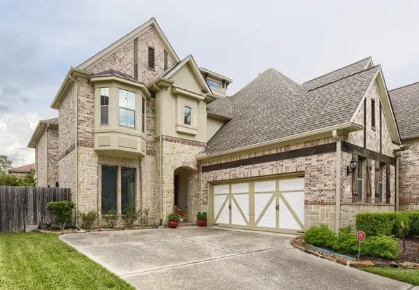 14 Knights Crossing Drive, The Woodlands, TX 77382