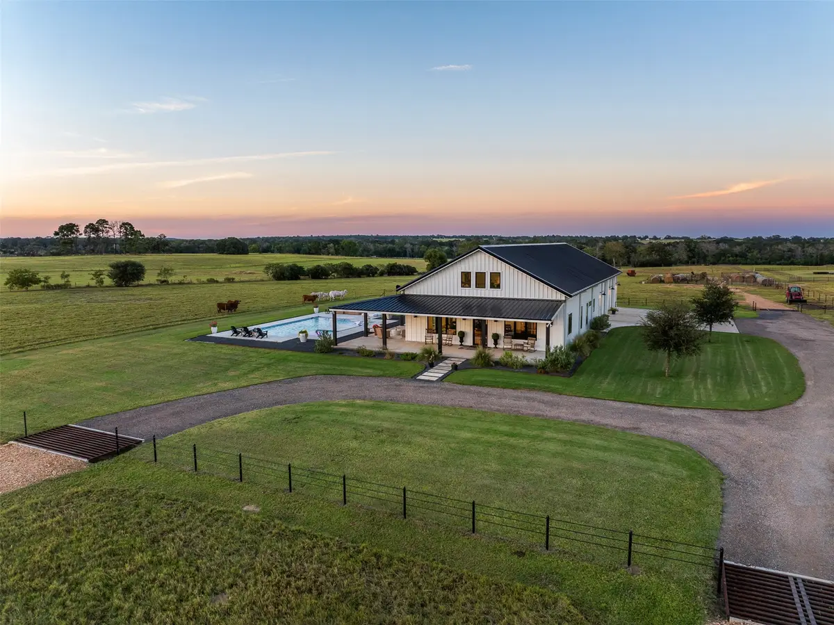 2134 Carter Road, Bellville, TX 77418 - Image #1