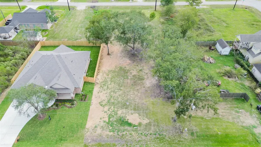 410 Texas Avenue, Arcola, TX 77583 - Image #2