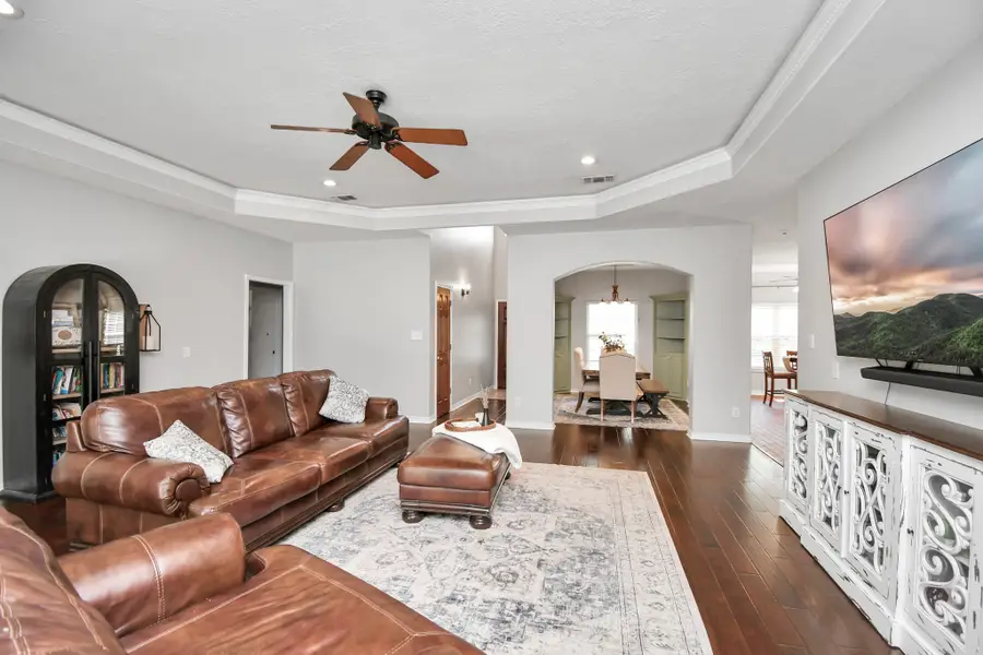 220 Cherokee Circle, Wallisville, TX 77597 - #3