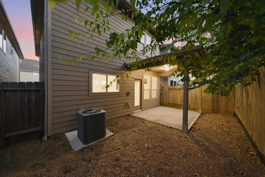 8663 Cedardale Park Drive, Houston, TX 77063 - Image #2