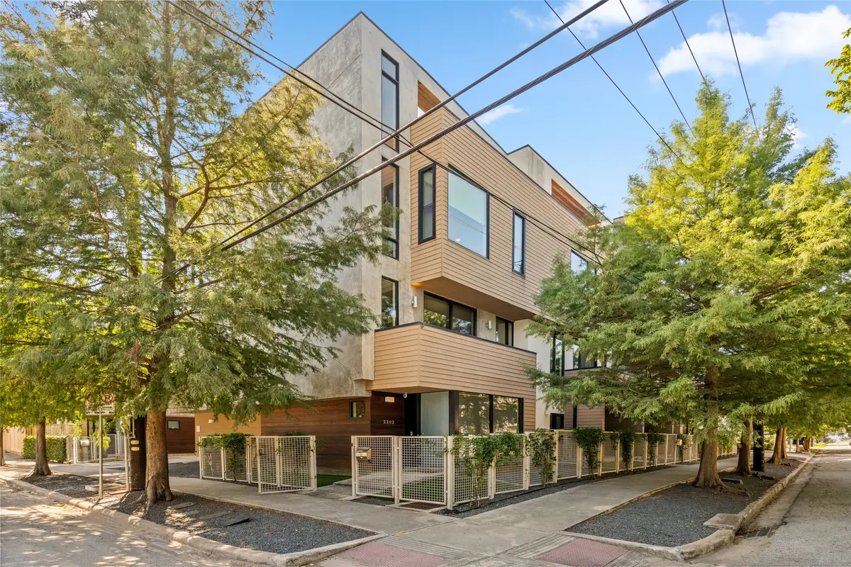 2202 Whitney Street, Houston, TX 77006 - #1