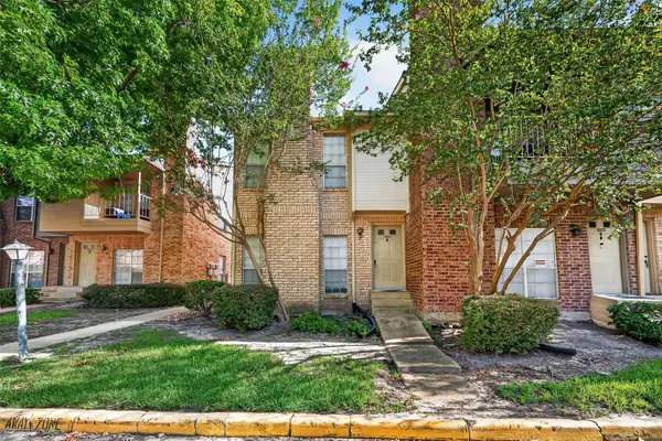 1515 Sandy Springs Road #1604, Houston, TX 77042