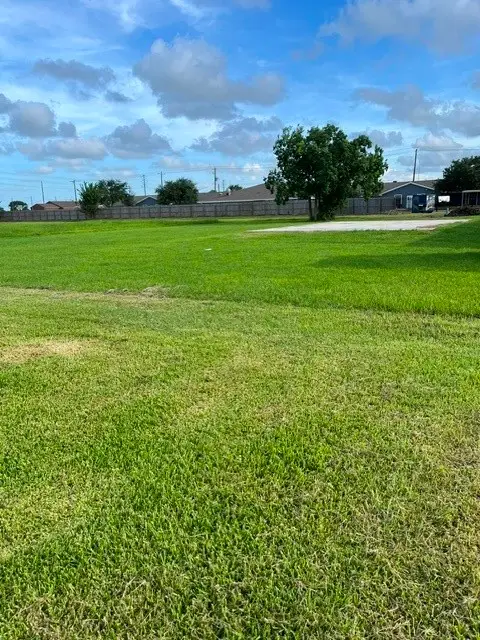 N Ave H, Freeport, TX 77541