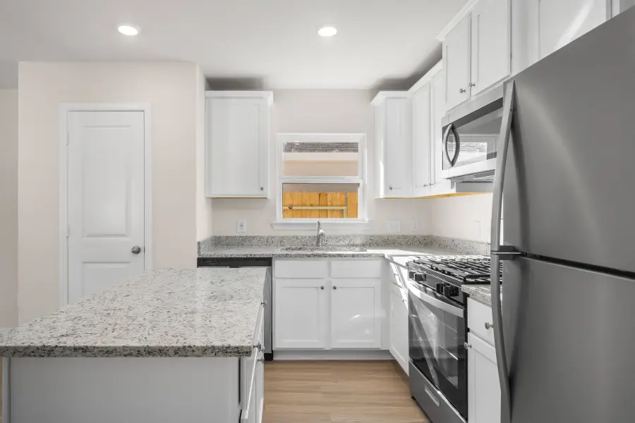 345 Fastboy Lane, Waller, TX 77484 - Image #2