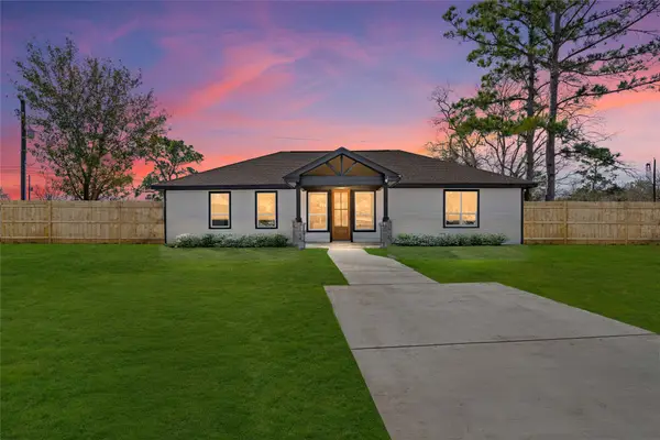 4654 N Teague Street, Rosharon, TX 77583