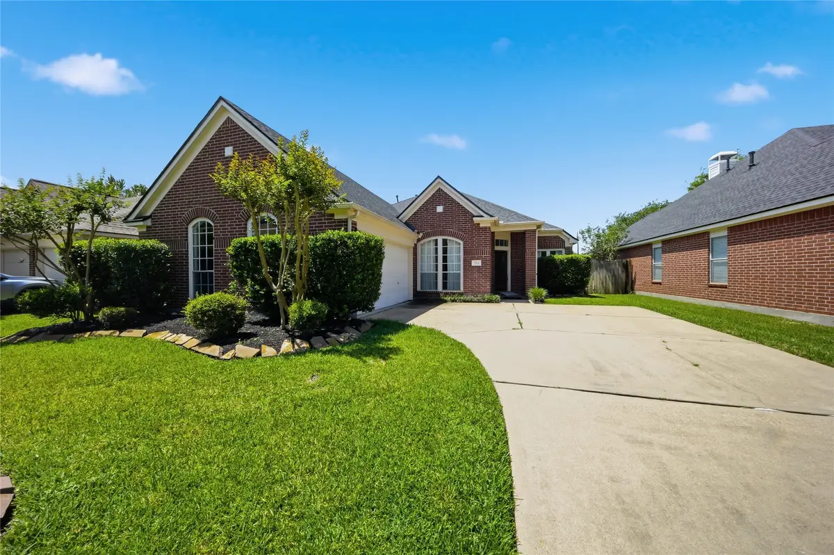 3714 Crescent Drive, Pearland, TX 77584 - #1
